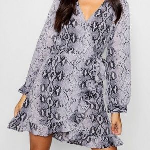 NWT Snake print wrap dress